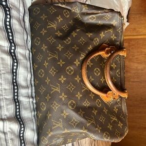 Authentic Louis Vuitton Speedy 30 Brown Bag used condition SP0928